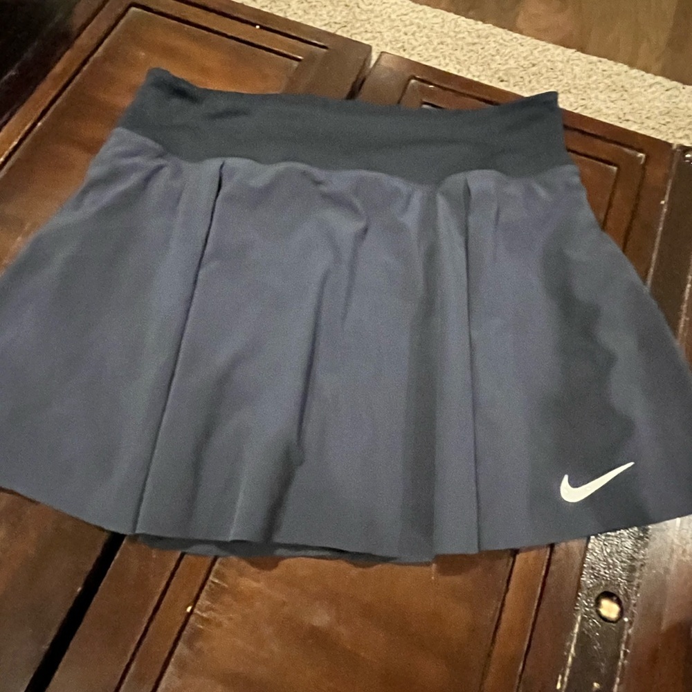 Nike Women's Navy Blue Skirt Skort Tennis Golf size large - Picture 1 of 6